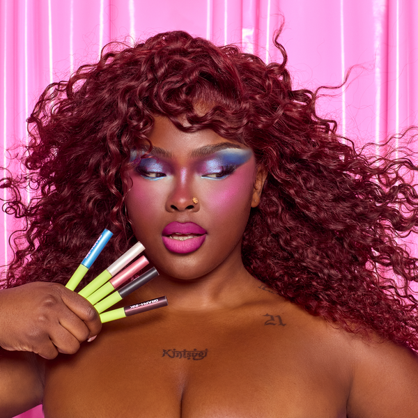 Milk Collection - Graph-ink Sparkled Liquid Eyeliner